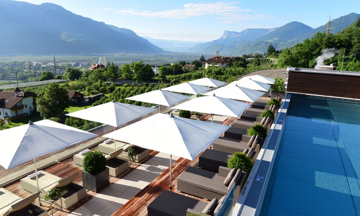 4-Sterne-Superior-Hotel Südtirol ✱ Dorf Tirol bei Meran