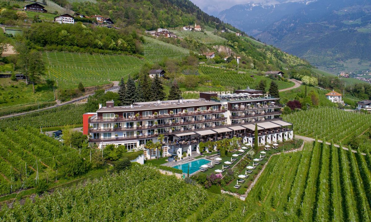 4-Sterne-Superior-Hotel Südtirol ✱ Dorf Tirol bei Meran