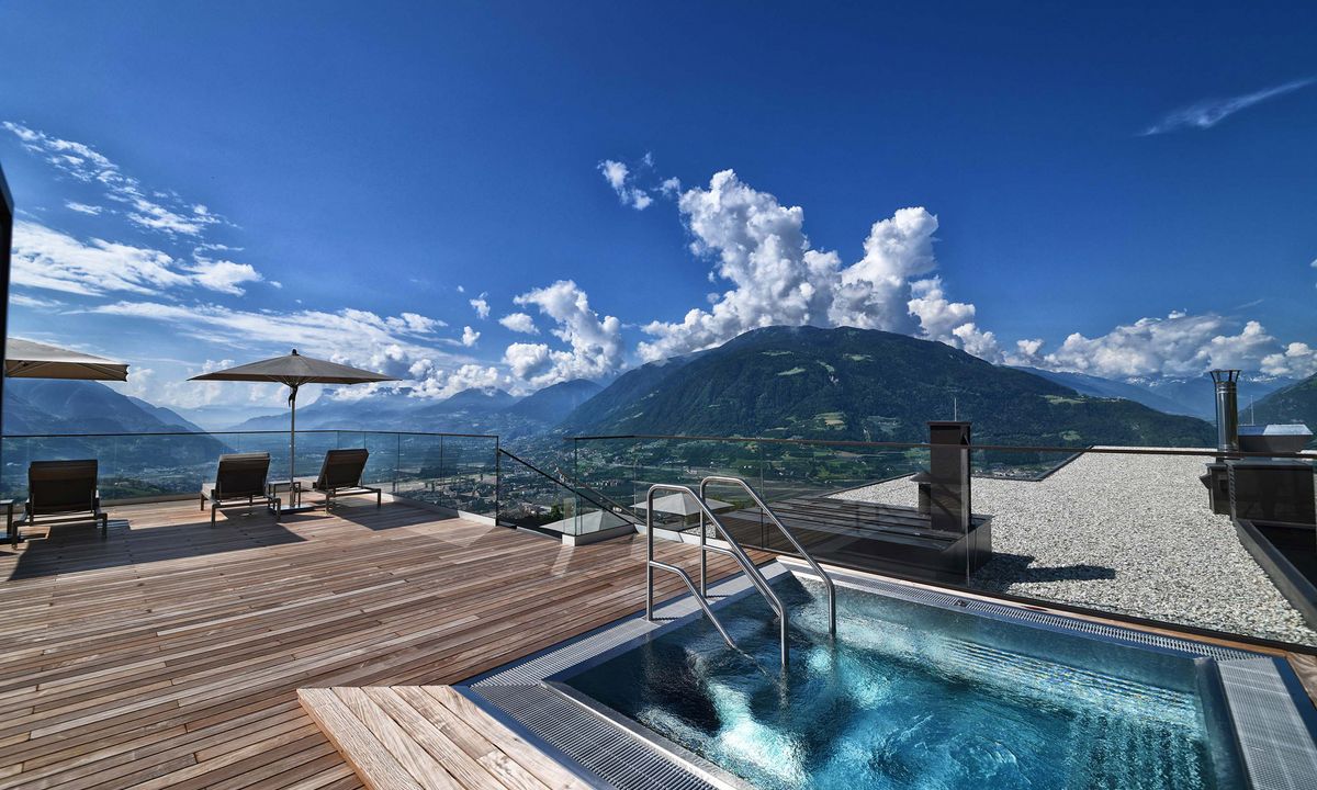 Hotel-Pool Meran, Hotel-Pool Dorf Tirol, Wellness in Südtirol, Wellness Dorf Tirol